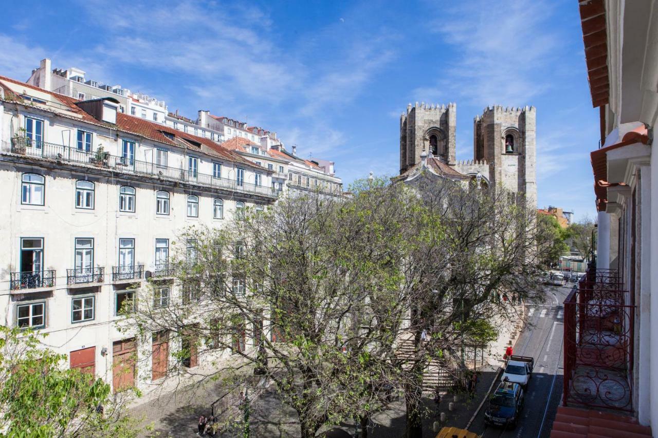 Apartment Alfama Sophisticate Flat With Balconies 2bedrs 2baths & Ac In 19th Century Building Historic Center Lisbon